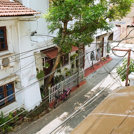Kochi Mother Tree Inn מראה חיצוני תמונה