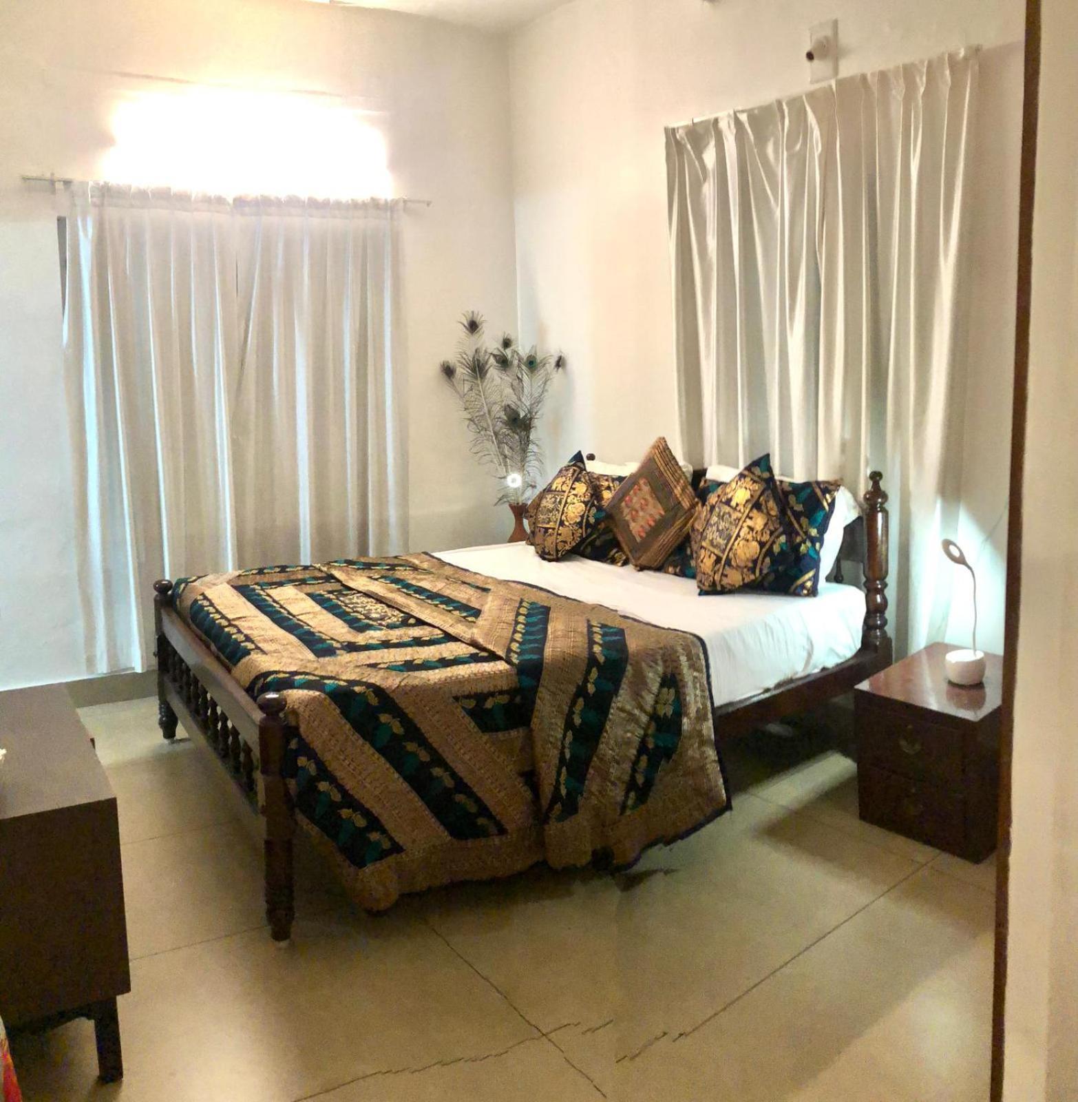 Kochi Mother Tree Inn מראה חיצוני תמונה