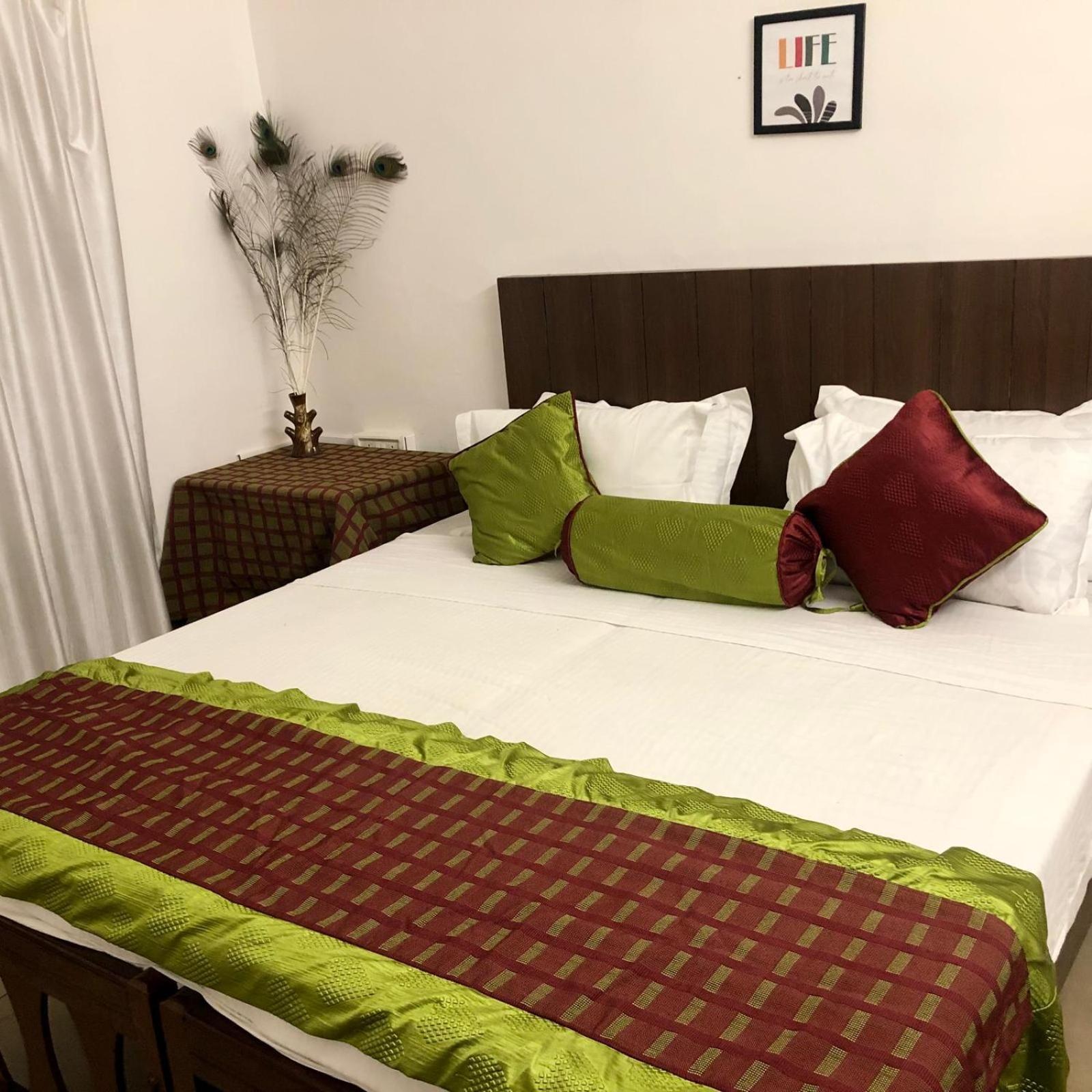 Kochi Mother Tree Inn מראה חיצוני תמונה
